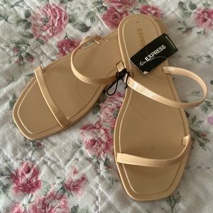 Express peach sandals🍄